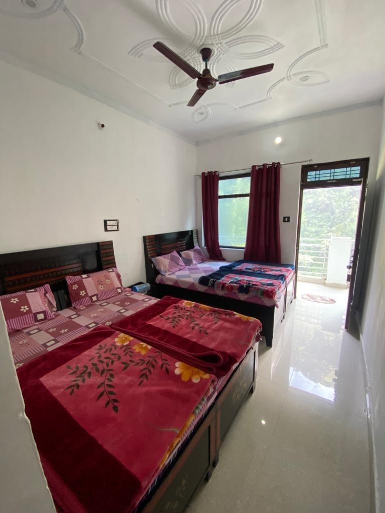 4 Bed Room